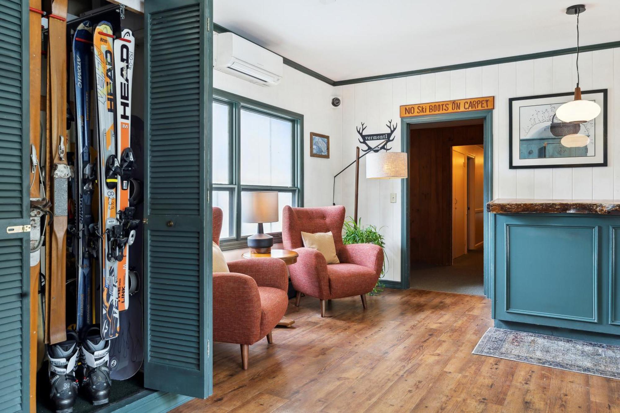 Mountaineer Inn West Dover Bagian luar foto