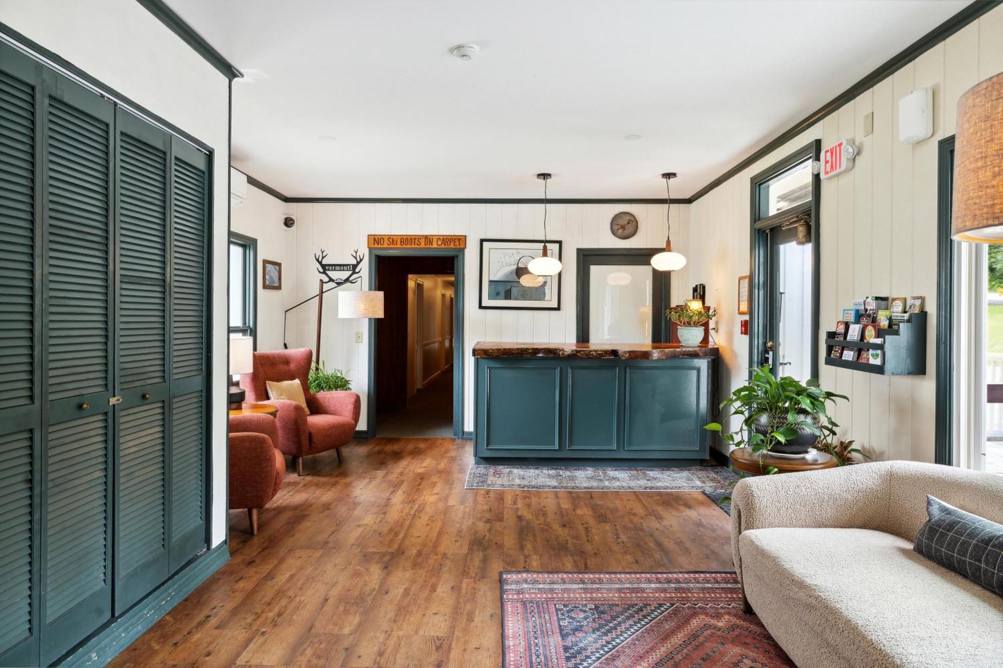 Mountaineer Inn West Dover Bagian luar foto