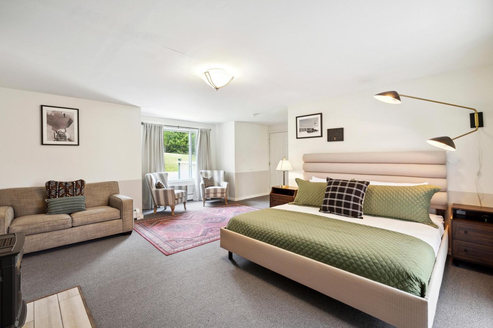 Mountaineer Inn West Dover Bagian luar foto